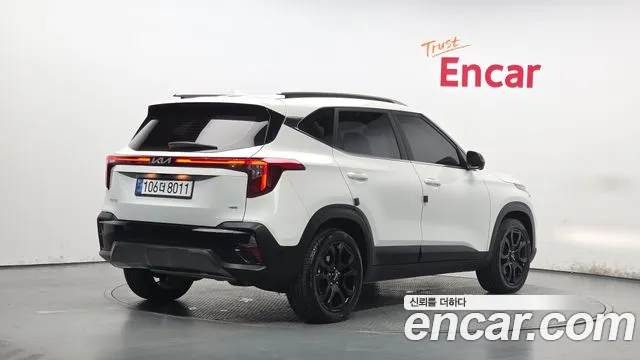 Kia Seltos 2024 thumb 2