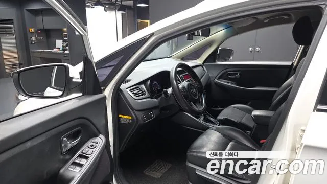 Kia Carens 2014 thumb 10