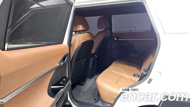KG_Mobility_Ssangyong Torres 2023 thumb 12
