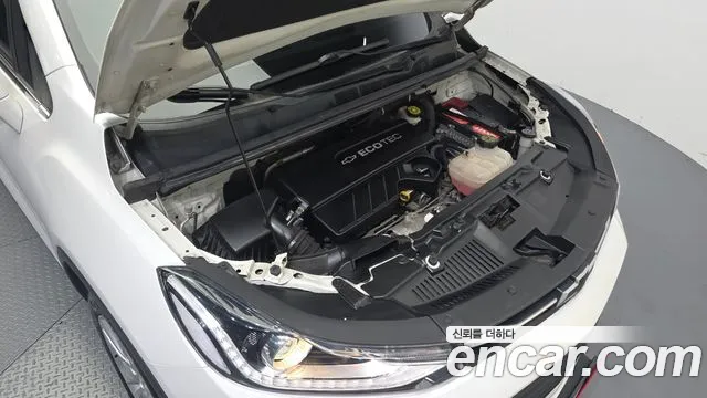 ChevroletGMDaewoo Tracker 2017 thumb 6