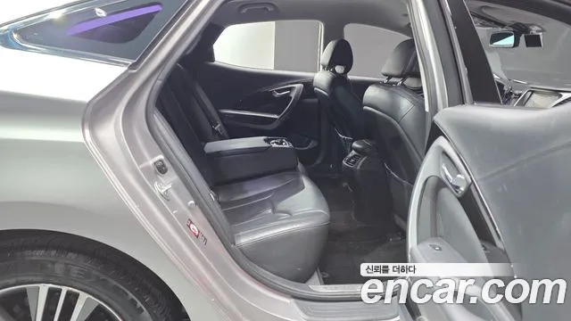 Hyundai Grandeur 2013 thumb 12