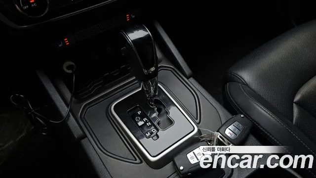 KG_Mobility_Ssangyong Rexton 2019 thumb 9