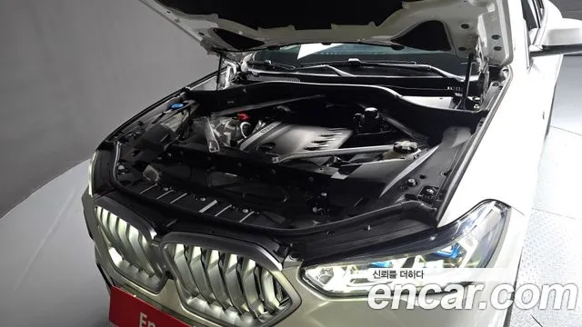 BMW X6 2022 thumb 6