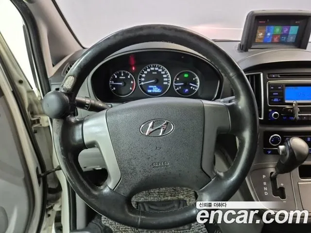 Hyundai Starex 2018 thumb 9