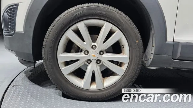 ChevroletGMDaewoo Captiva 2015 thumb 5