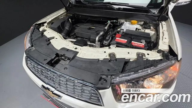ChevroletGMDaewoo Captiva 2015 thumb 6