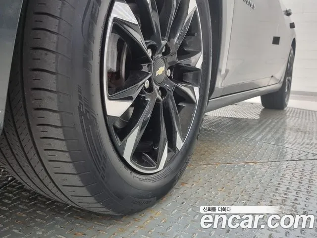 ChevroletGMDaewoo Malibu 2017 thumb 9