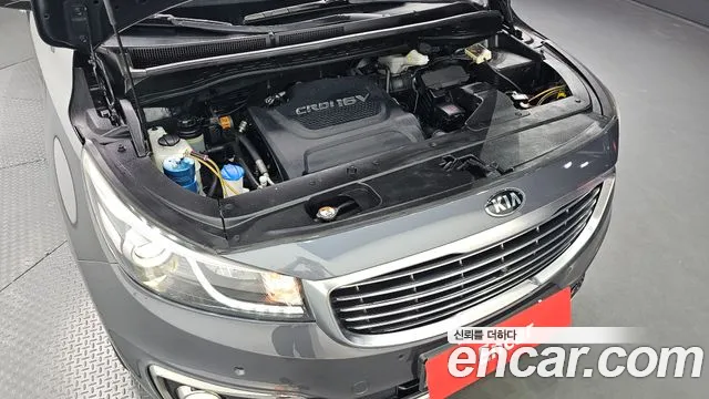 Kia Carnival 2016 thumb 5