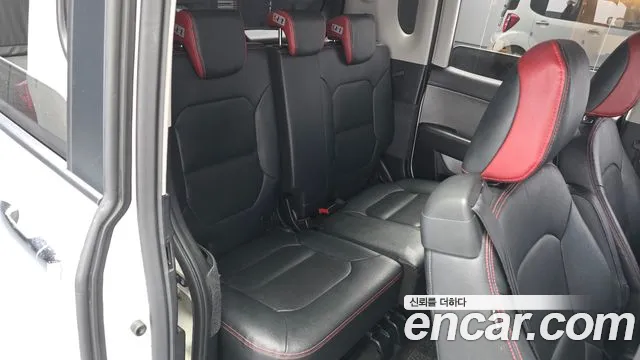 Kia Ray 2016 thumb 10