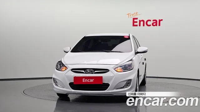 Hyundai Accent 2013 thumb 3