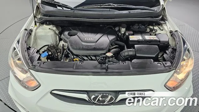 Hyundai Accent 2013 thumb 6