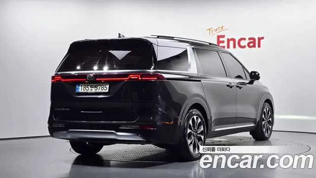 Kia Carnival 2020 thumb 2