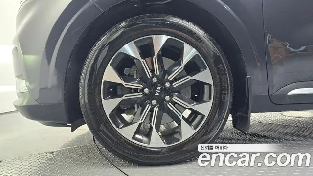 Kia Carnival 2020 thumb 5