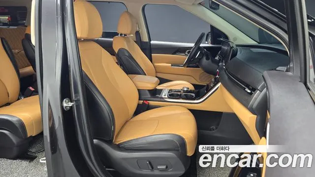 Kia Carnival 2020 thumb 10