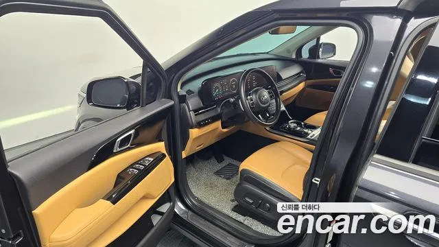 Kia Carnival 2020 thumb 11