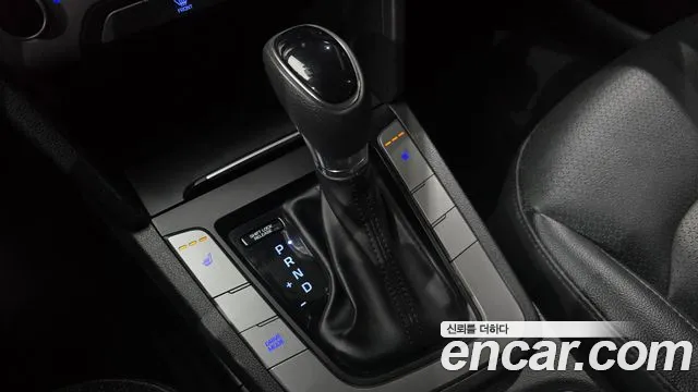 Hyundai Avante 2018 thumb 8