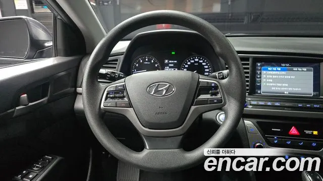 Hyundai Avante 2018 thumb 12