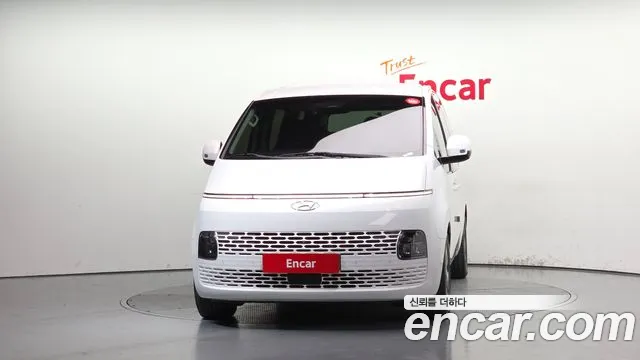 Hyundai Staria 2022 thumb 3