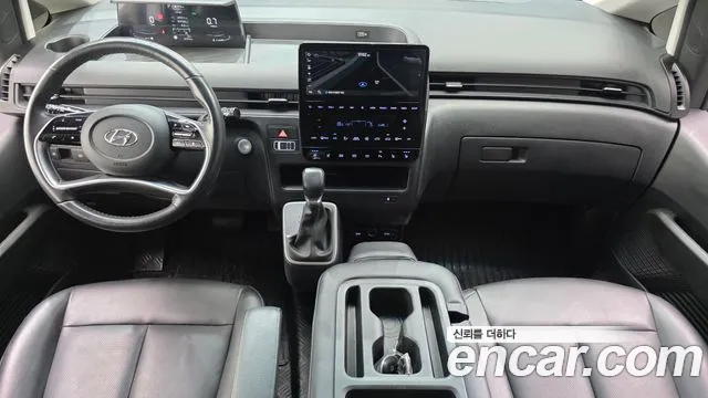 Hyundai Staria 2022 thumb 7