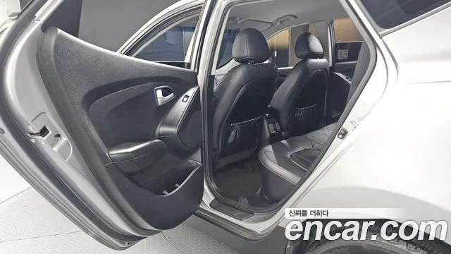 Hyundai Tucson 2015 thumb 12