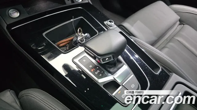 Audi Q5 2022 thumb 9