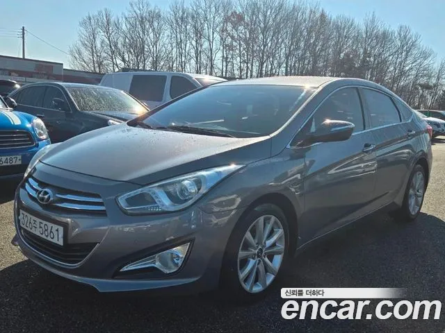 Hyundai i40 2012 thumb 3