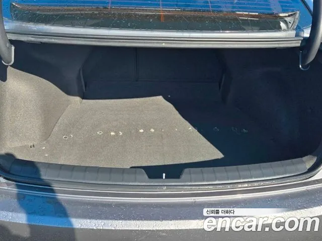 Hyundai i40 2012 thumb 7