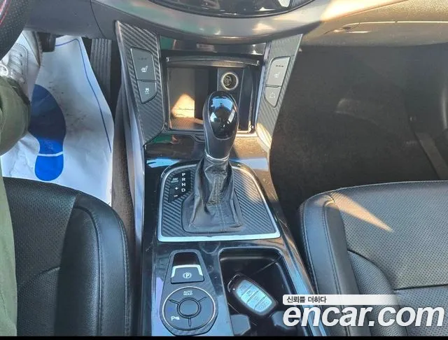 Hyundai i40 2012 thumb 8
