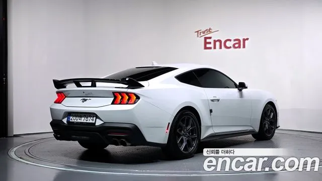 Ford Mustang Mach-E 2024 thumb 2