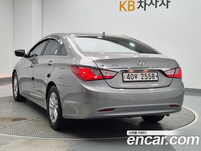 Hyundai Sonata 2012 thumb 2