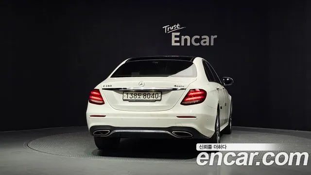 Mercedes-Benz E-Класс 2019 thumb 4