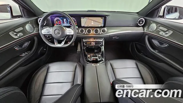 Mercedes-Benz E-Класс 2019 thumb 7