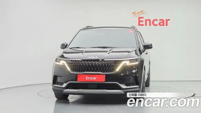 Kia Carnival 2023 thumb 3