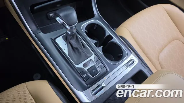 Kia Carnival 2023 thumb 9