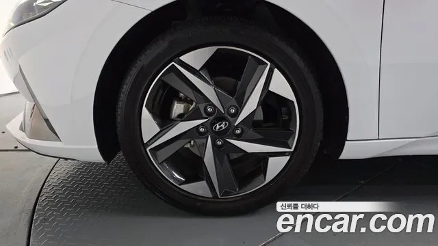Hyundai Avante 2022 thumb 4