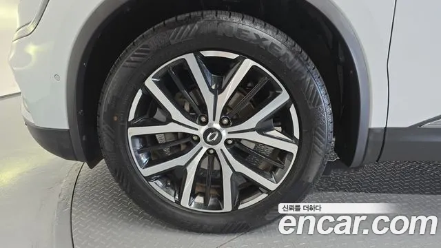 Renault-KoreaSamsung Koleos 2021 thumb 5