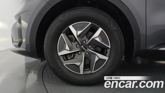 Kia Sorento 2023 thumb 5