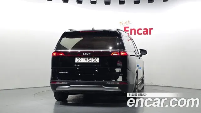 Kia Carnival 2022 thumb 4