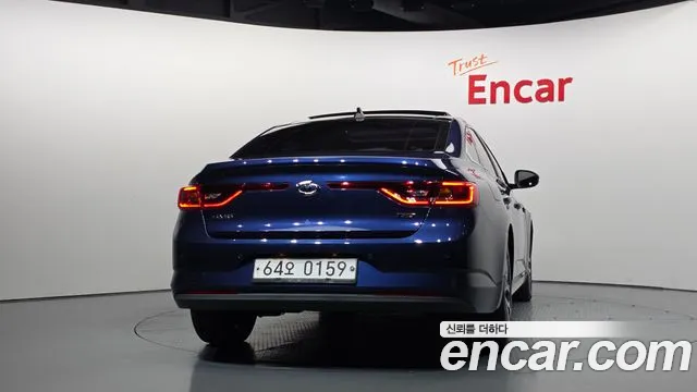 Renault-KoreaSamsung Megane 2016 thumb 4