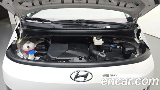 Hyundai Staria 2022 thumb 6