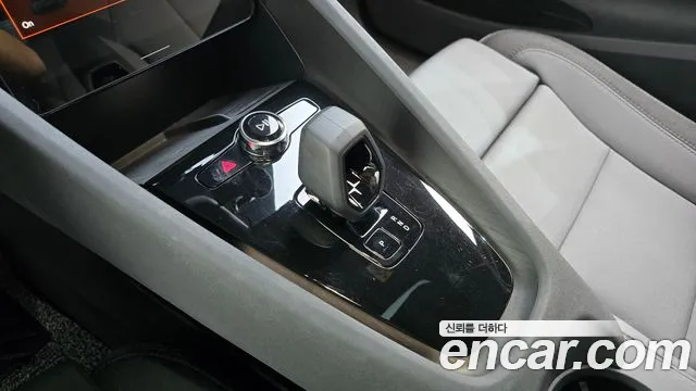 Polestar 2 2023 thumb 9