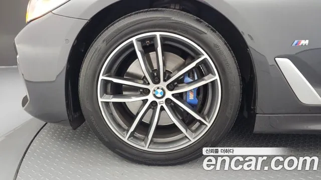 BMW 5-Series 2022 thumb 5