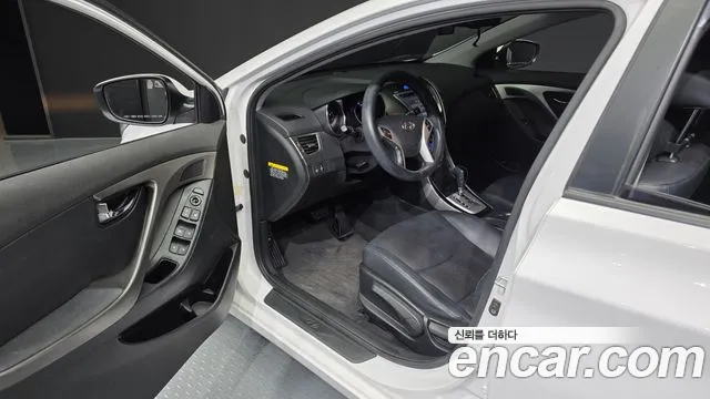 Hyundai Avante 2012 thumb 10
