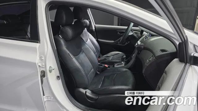 Hyundai Avante 2012 thumb 11