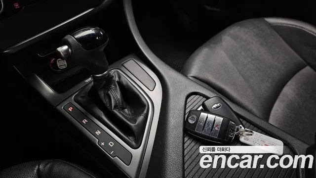 Kia K5 2013 thumb 9