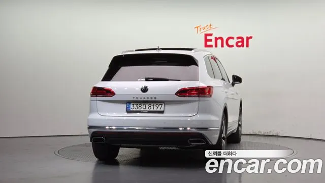 Volkswagen Touareg 2021 thumb 4