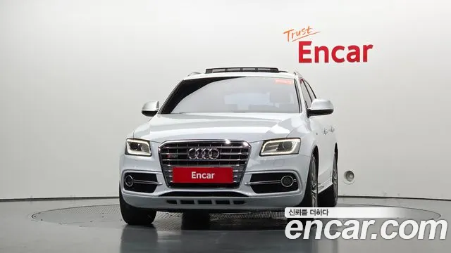 Audi SQ5 2015 thumb 2