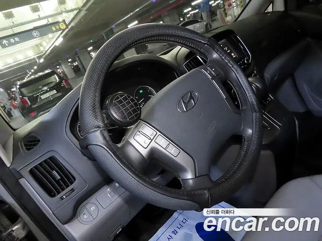 Hyundai Starex 2018 thumb 8