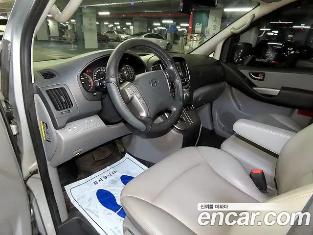 Hyundai Starex 2018 thumb 10