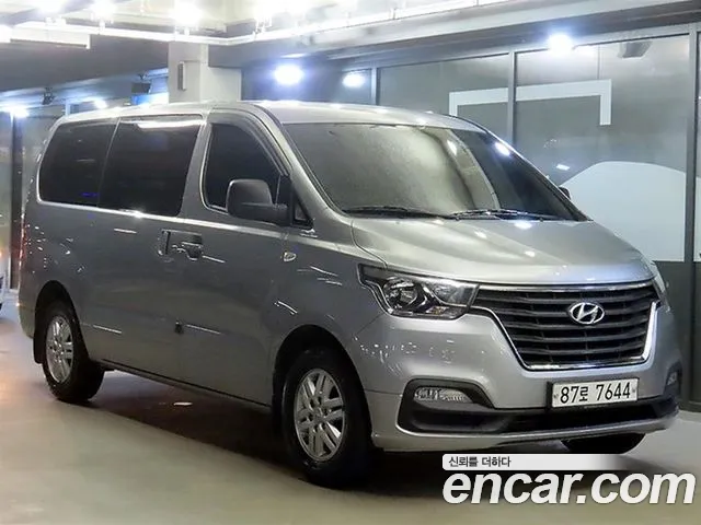 Hyundai Starex 2018 thumb 11